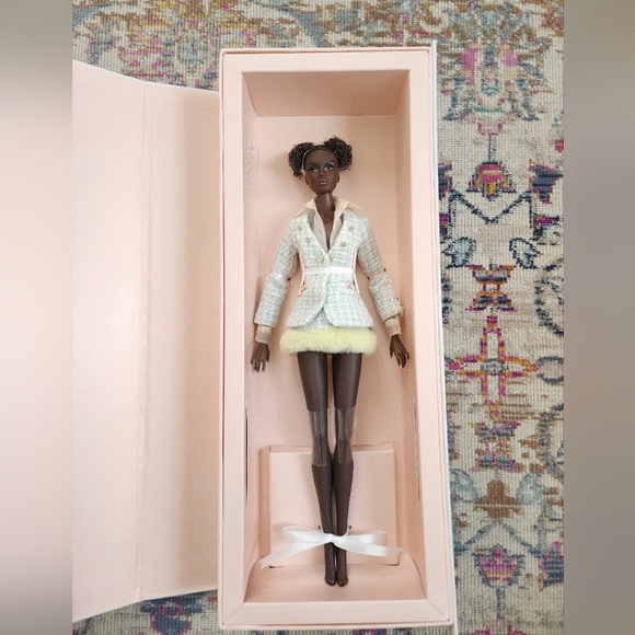 NRFB, Integrity Toys, Nu Face FR2 NU Classic Lilith Blair Fashion. - Picture 10 of 15